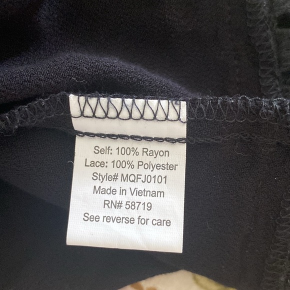 NY collection woman’s black 💯rayon lightweight cardigan with lace trim size L - Picture 8 of 12